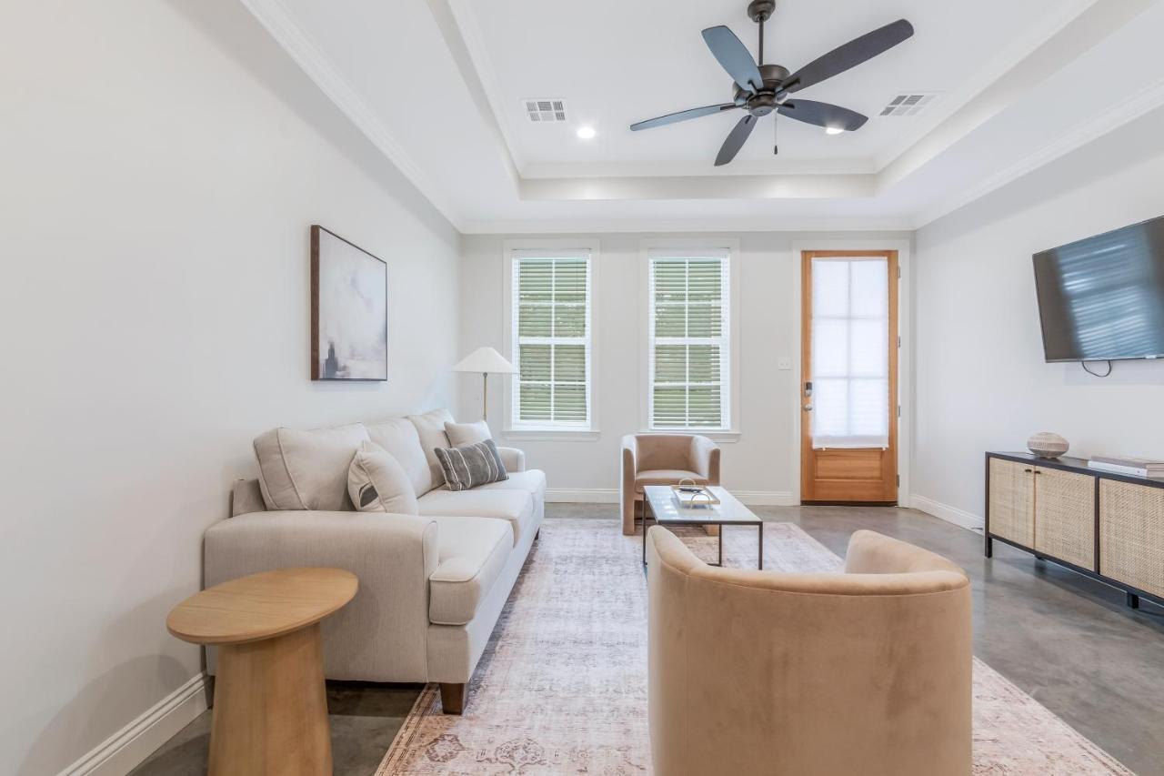 Charming Cottage Built In 2019 Lafayette Luaran gambar
